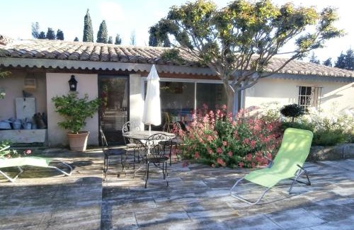 Cabannes Casa | Les grands pins