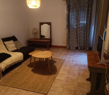 Bagnols-sur-Ceze Apartamento | les grillons