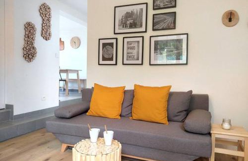 Les Capucins-Saint-Germain Apartamento | Les Grumes, Centre Ville, Jardin,Self check-in, FreeWifi, Netflix