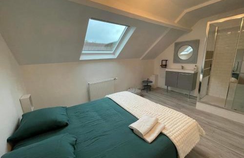 Festubert Cama Y Desayuno | Les HIRONDELLES CHAMBRES HOTES 10 PERSONNES