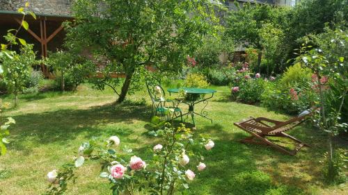 Sainte-Suzanne-and-Chammes Casa | Les Hirondelles