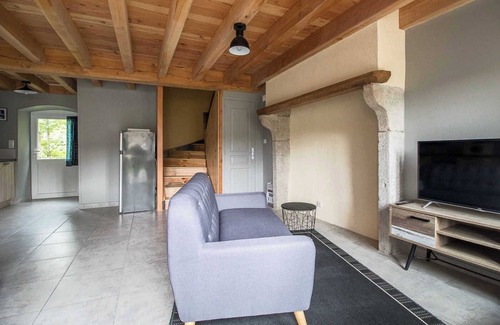 Job Casa | Les Hirondelles - JOB