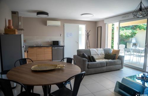 Ledenon Casa | Les Iris