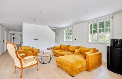 Surville Casa | Les Iris