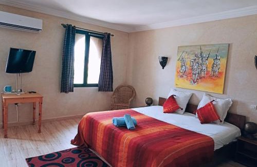 Sidi Badhaj Cama Y Desayuno | Les Jardins d Amizmiz 6 piscines