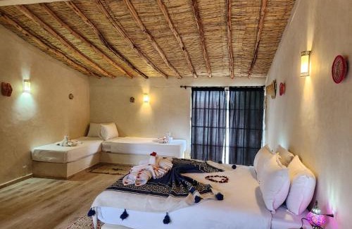 Sidi Badhaj Cama Y Desayuno | Les Jardins d Amizmiz 6 piscines