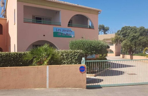 Bravone Apartamento | Les jardins de la mer residence with swimming pool 300 m from the sea.