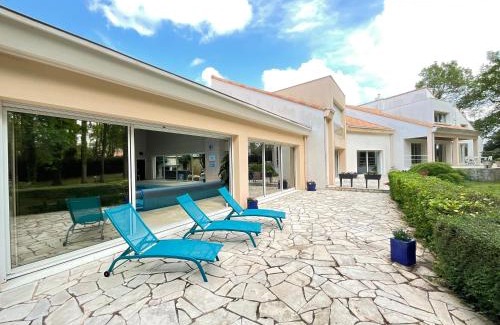 Basse-Goulaine Casa | Les Jardins de la Muse, piscine couverte, spa et fitness