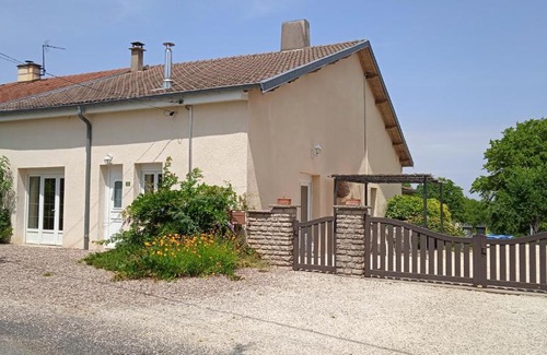 Montcharvot Casa | Les Jardins des 3 Provinces- Gîte