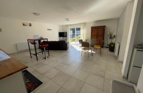 Saint-Aubin-de-Branne Casa | Les jardins de jodie