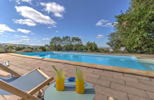 Paulinet Casa | Les Juliannes - Gîte La Pierre Etoilée Piscine Jardin