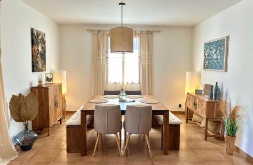 L'Isle-sur-la-Sorgue Casa | Les Lauriers Blancs air-conditioned villa with swimming pool