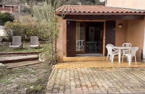 Saint-Martin-de-Bromes Casa | Les lavandes