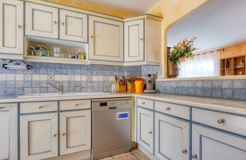 Saint-Germain-dEsteuil Casa | Les Lavandiers by Interhome