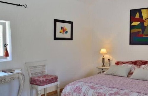 Apt Villa | Les Lavendes Summary: