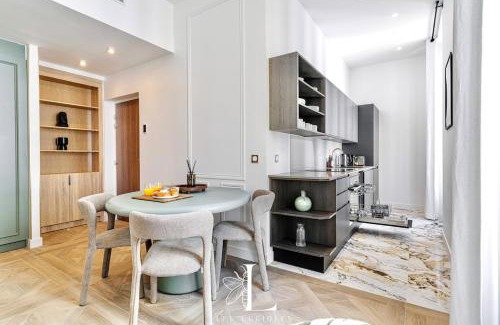 Carnot Apartamento | Les Lucioles 6 - Luxury 1 Bedroom Apartment
