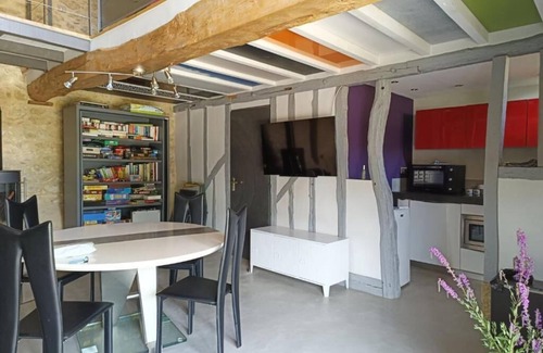 Saint-Arailles Casa | Les Mésanges - Loft spirit, stone charm