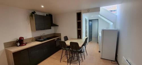 Villeneuve-sur-Yonne Apartamento | Les Merciers