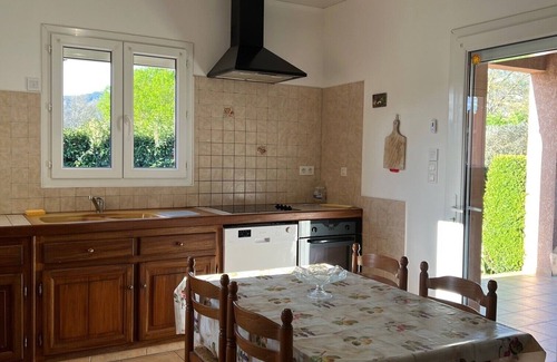 Sampzon Villa | Villa "Muscats" 6/8 personas, a 7 gargantas del Ardèche, piscina, aire acondicionado, plaza
