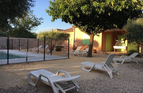 Sampzon Villa | Villa "Muscats" 6/8 personas, a 7 gargantas del Ardèche, piscina, aire acondicionado, plaza