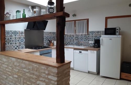 Avanton Casa | Les Noyers - Maison typique du Poitou - Calme et paisible - Proche du Futuroscope