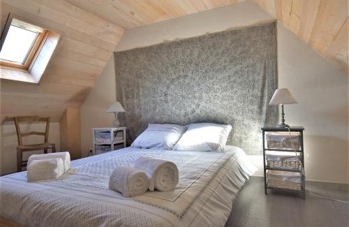 Belcastel Casa | Les Oiseaux De Belcastel, family house
