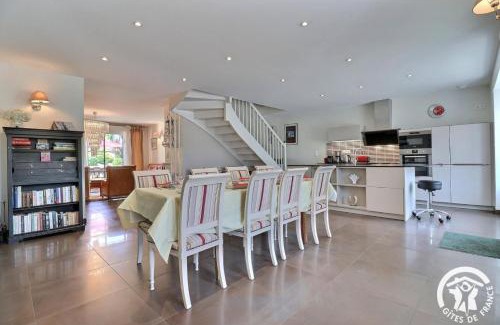 Montreuil-sur-Ille Casa | Les ormelles