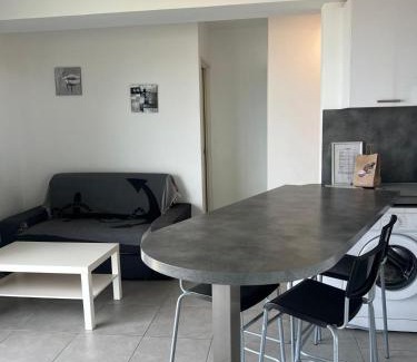 Le Grau-Du-Roi Apartamento | Les pieds dans le sable Appartement Vue Mer 1 chambre 1 cabine