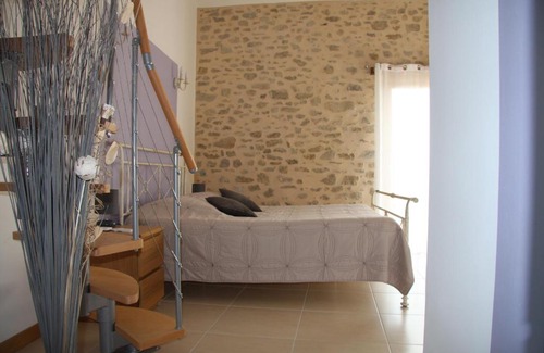 Bressuire Cama Y Desayuno | Les Pierres D'Antan