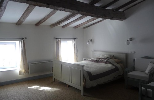 Saint-Amant-Tallende Cama Y Desayuno | Les quatre provinces d'Irlande