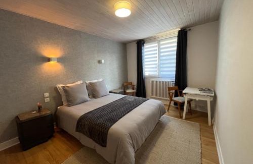 Chateauneuf-du-Faou Cama Y Desayuno | Les Remparts