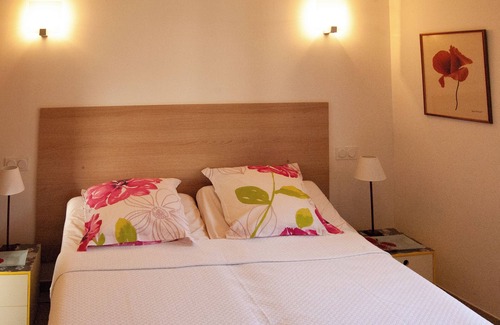 Ceret Cama Y Desayuno | Les Restanques à 15 mn à Pied du Centre Pittoresque de Céret