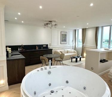 Macon Apartamento | Les Rives de Saône - Balnéothérapie