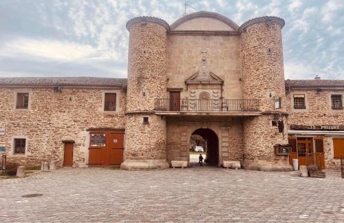 Sainte-Croix-en-Jarez Cama Y Desayuno | les rouardes