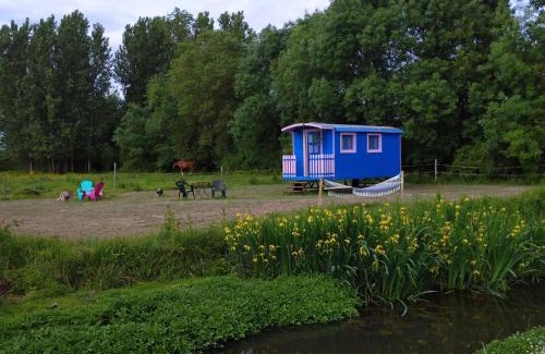 Le Vieil-Bauge Casa | Les roulottes du Moulin de Palet