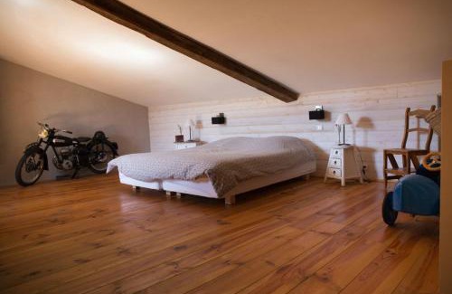 Landecourt Casa | Les Ruchers d'Emile