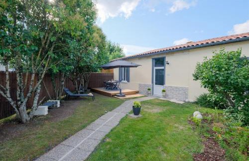Pessac Casa | Les Suites d'Aliénor-Suite Acanthe