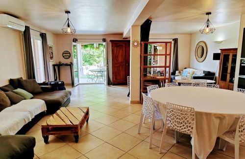 La Destrousse Villa | Gîte Les Terrasses du Garlaban