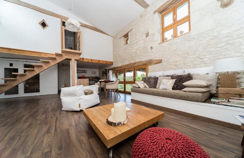 Avon-les-Roches Casa | Les Terrasses Suite et Loft de Campagne
