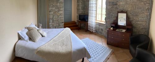 Saint-Georges-de-Luzencon Cama Y Desayuno | Les Tilleuls