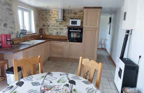 Marnand Casa | Les Trois Pins - Thizy LES Bourgs