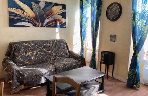 Villebois-Lavalette Apartamento | les vieilles Halles de Villebois