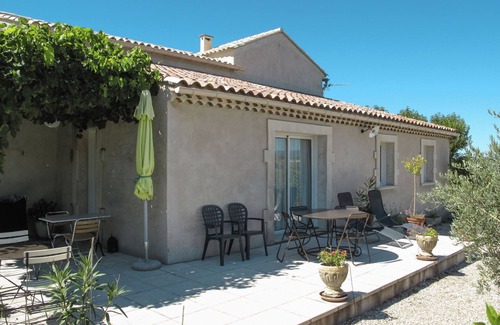 Menerbes Casa | Les Vignes by Interhome