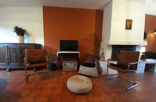 Mons Casa | Les Violettes