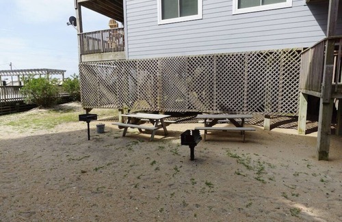 Rodanthe Condominio | Less Expensive! Oceanfront 2BR/2 Bath 3rd Floor Condo, Pool, Deck