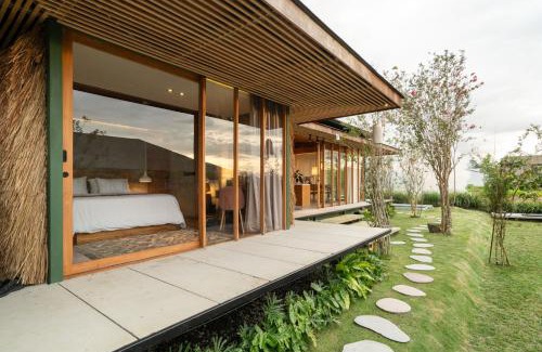 Lodtunduh Villa | Less House Villa Ubud