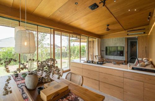 Lodtunduh Villa | Less House Villa Ubud