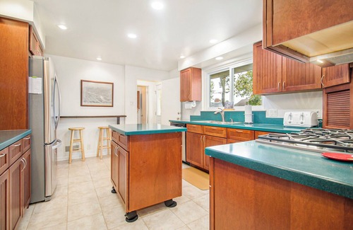 Harters Heights Casa | Less than 1 block to Notre Dame! Sleeps 14