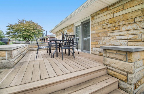 Harters Heights Casa | Less than 1 block to Notre Dame! Sleeps 14