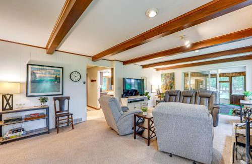 Whitehall Casa | Less Than 1 Mi to Lake Michigan Peaceful Cabin with Yard!